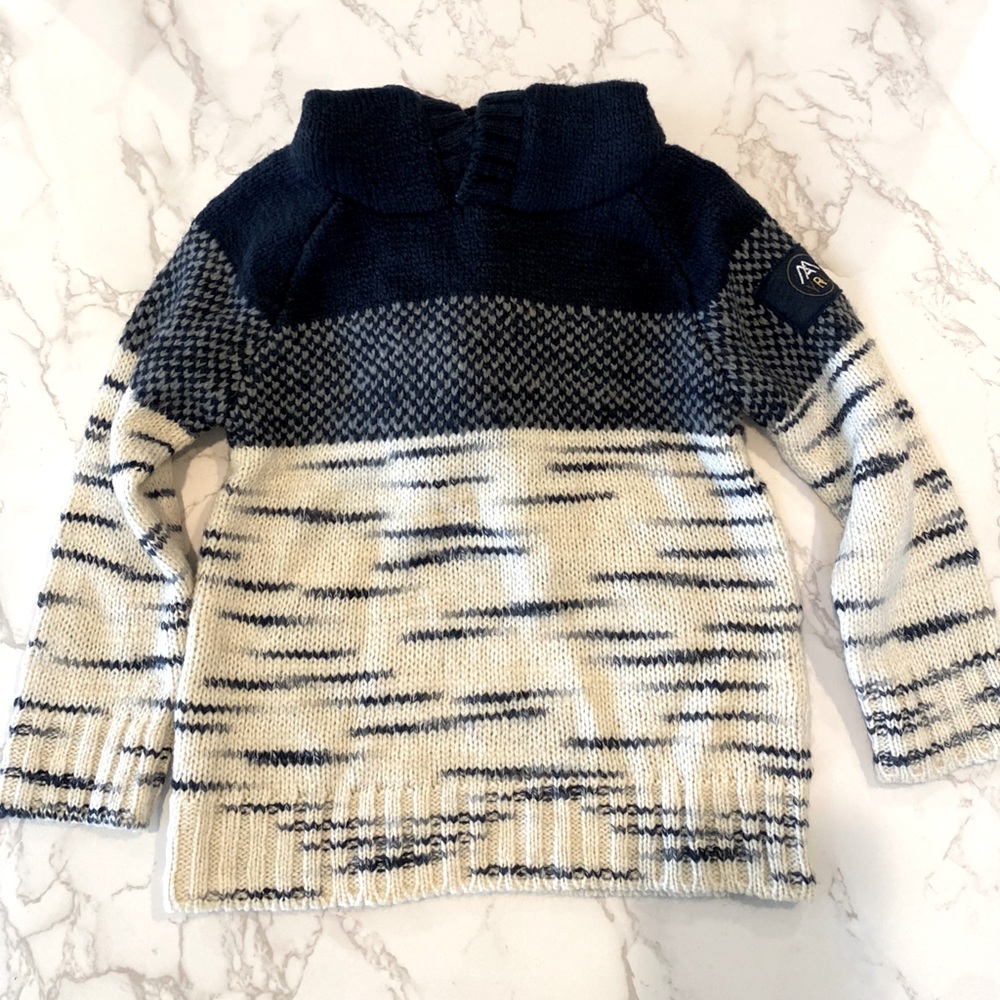 Toddler hooded sweater